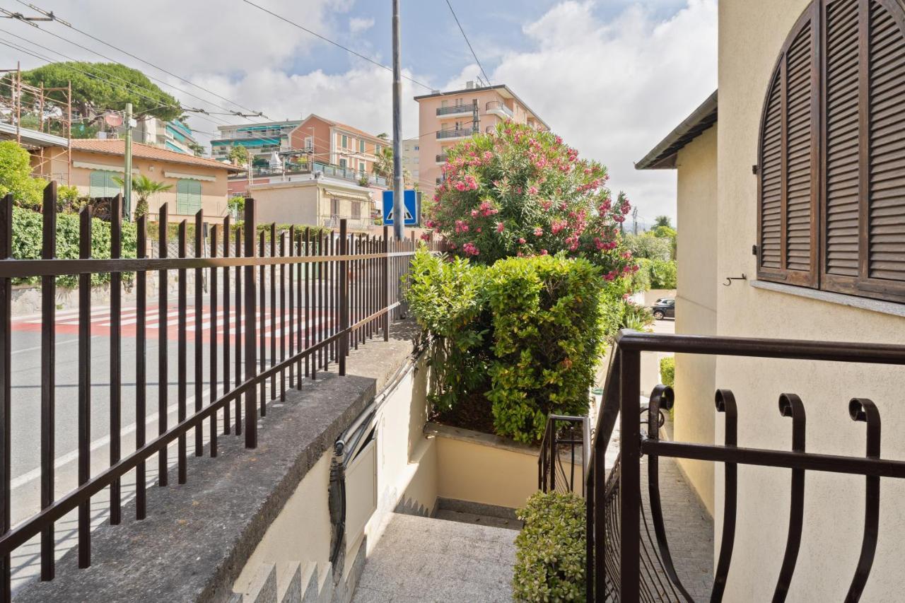 Appartamento Sanremo Flat With Private Parking And Netflix Esterno foto